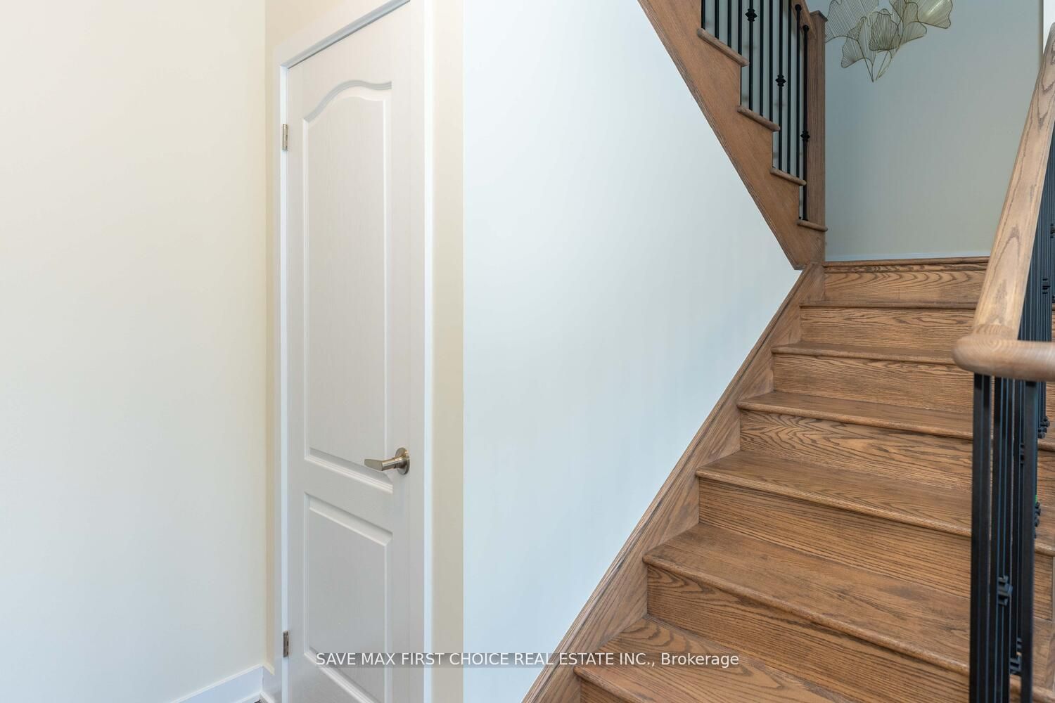 245 Eastbridge Ave Property Photo 7