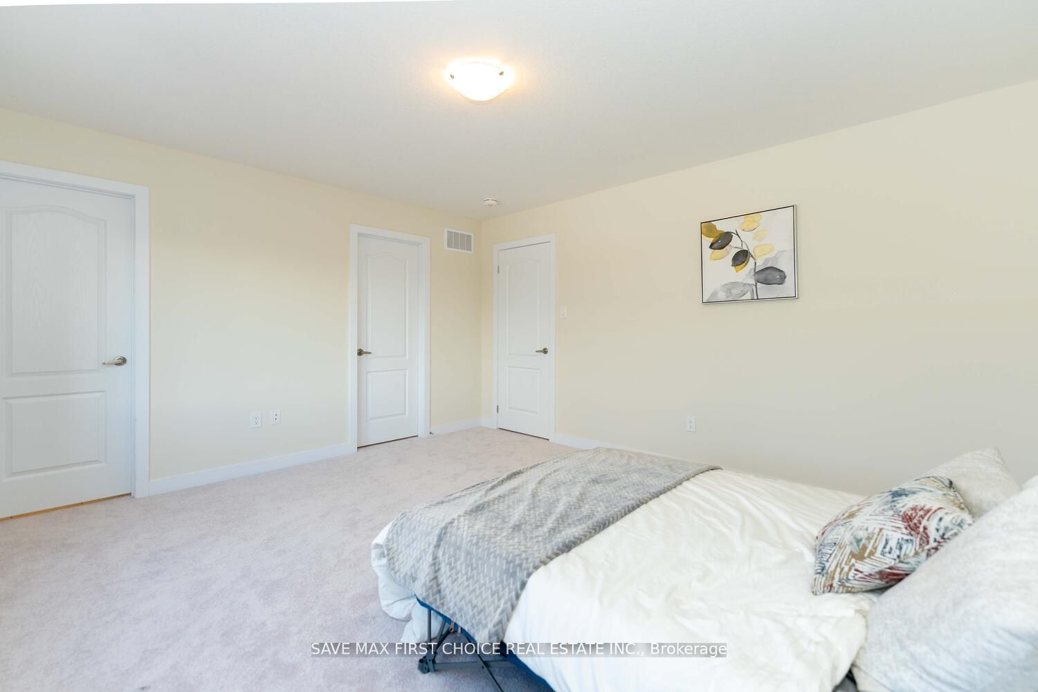 245 Eastbridge Ave Property Photo 9