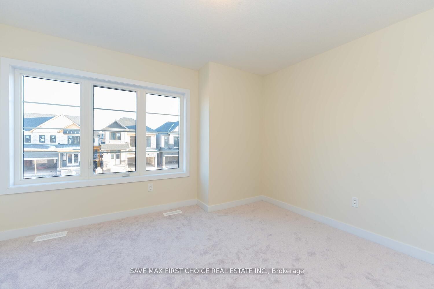 245 Eastbridge Ave Property Photo 12