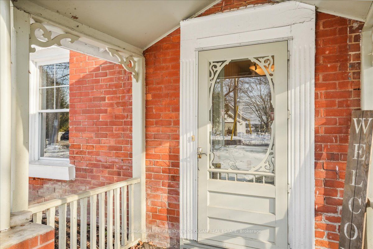 167 John St Property Photo 3
