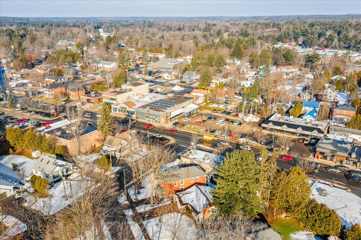 167 John St Property Photo 38