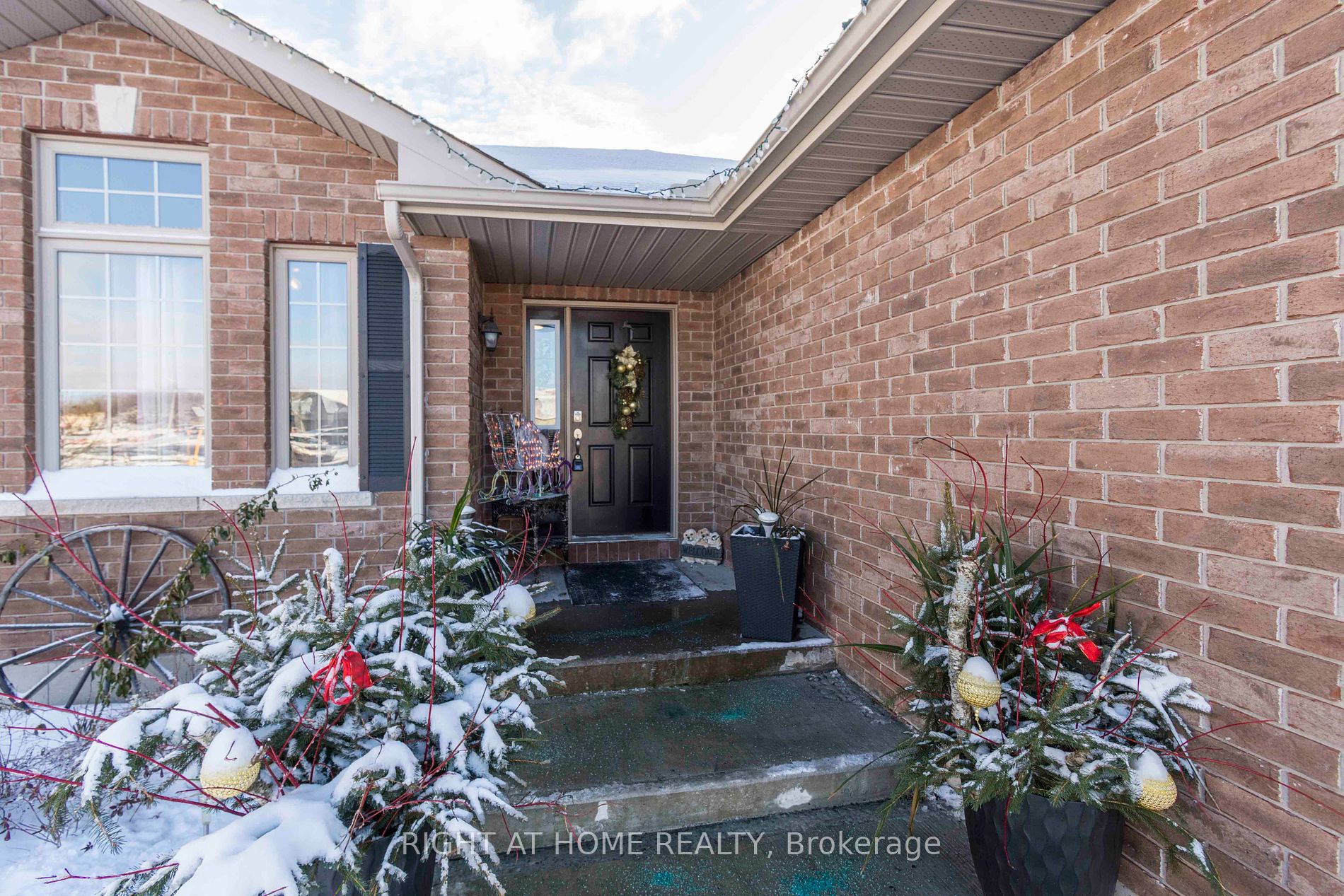 36 Nautical Lane Property Photo 2