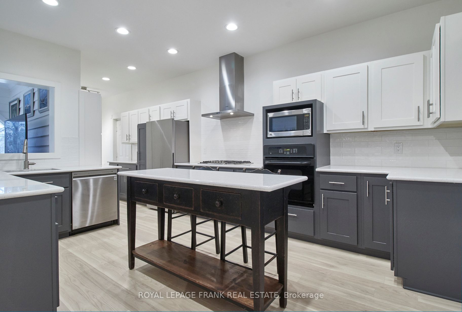 40 Tremaine Terrace Property Photo 11