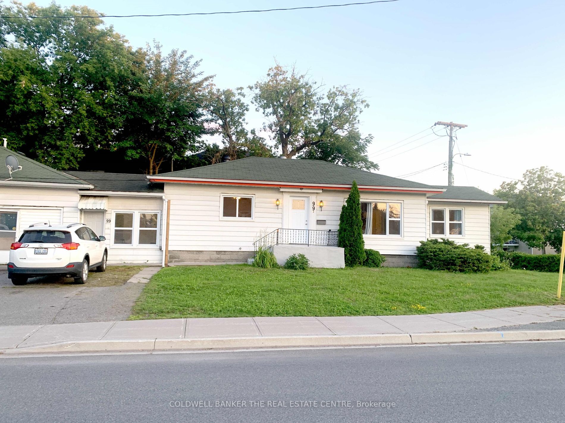 99 Dixon Dr S Property Photo 1