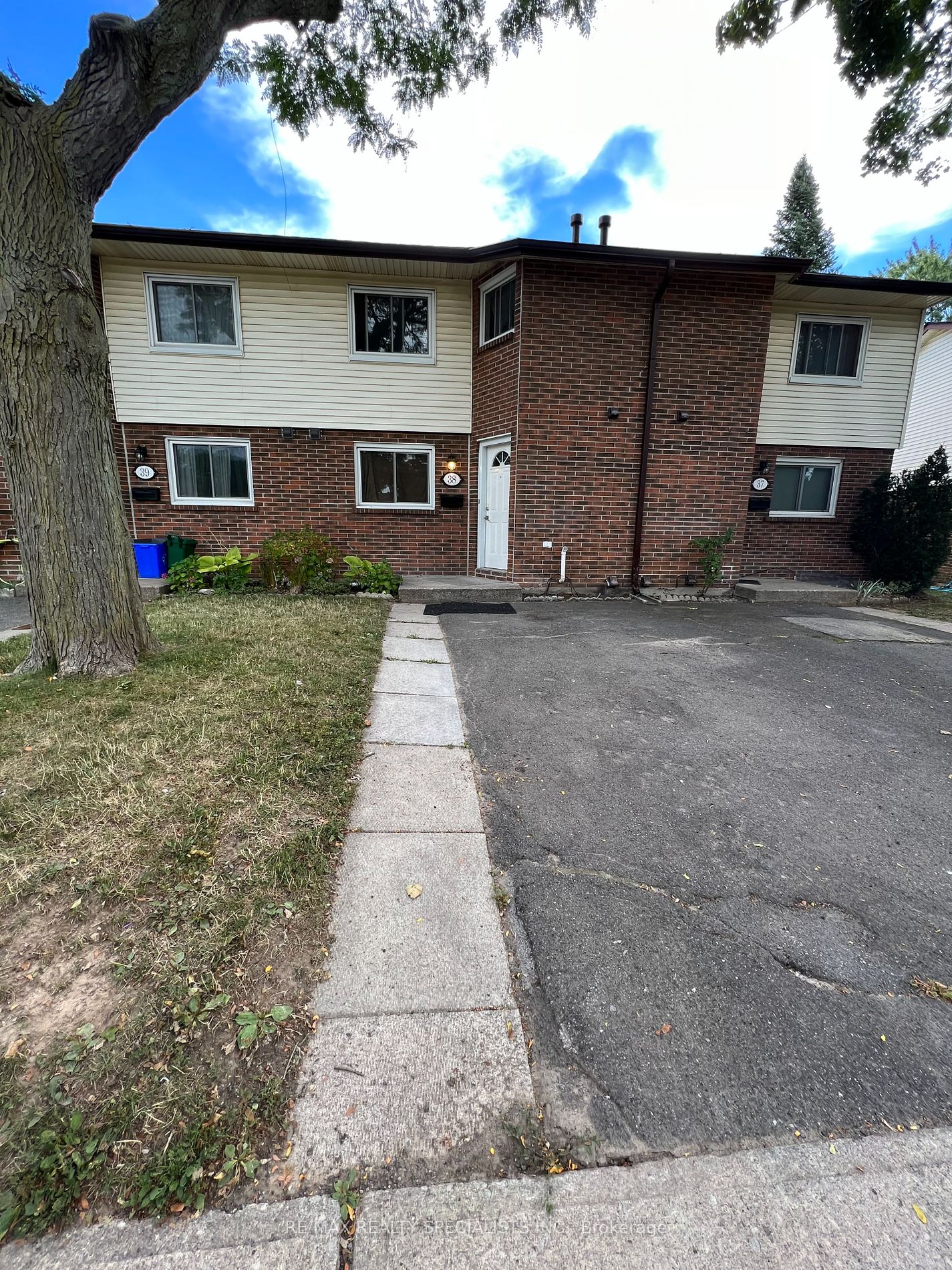 5982 Dunn St 38 Property Photo 1