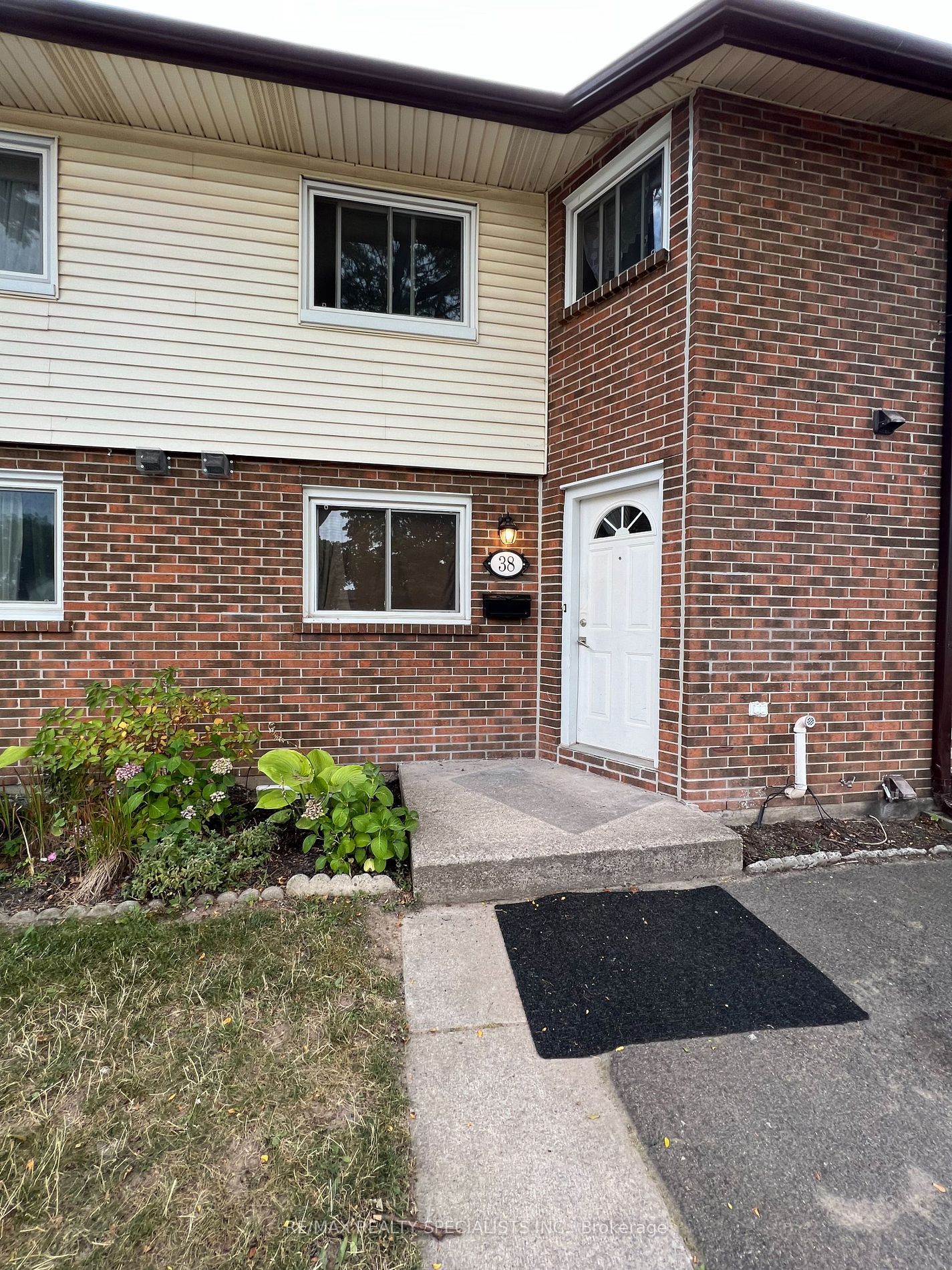 5982 Dunn St 38 Property Photo 2