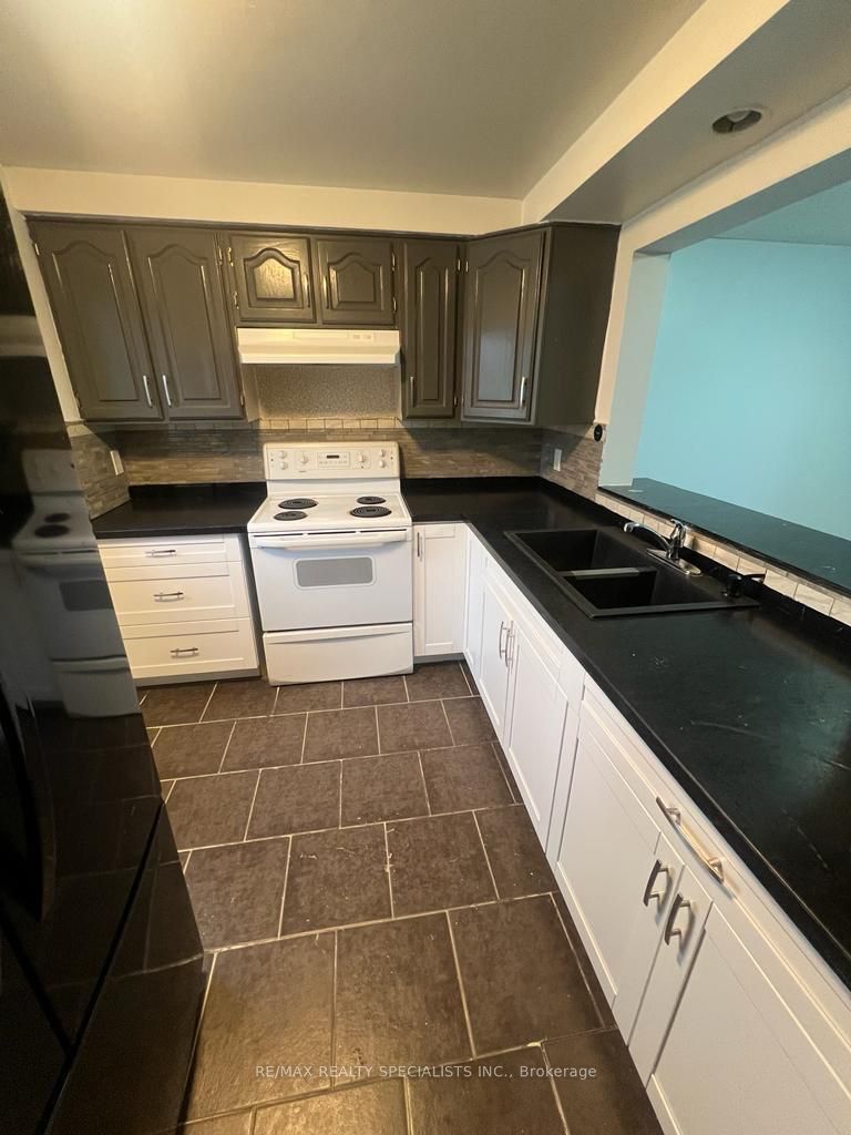 5982 Dunn St 38 Property Photo 12