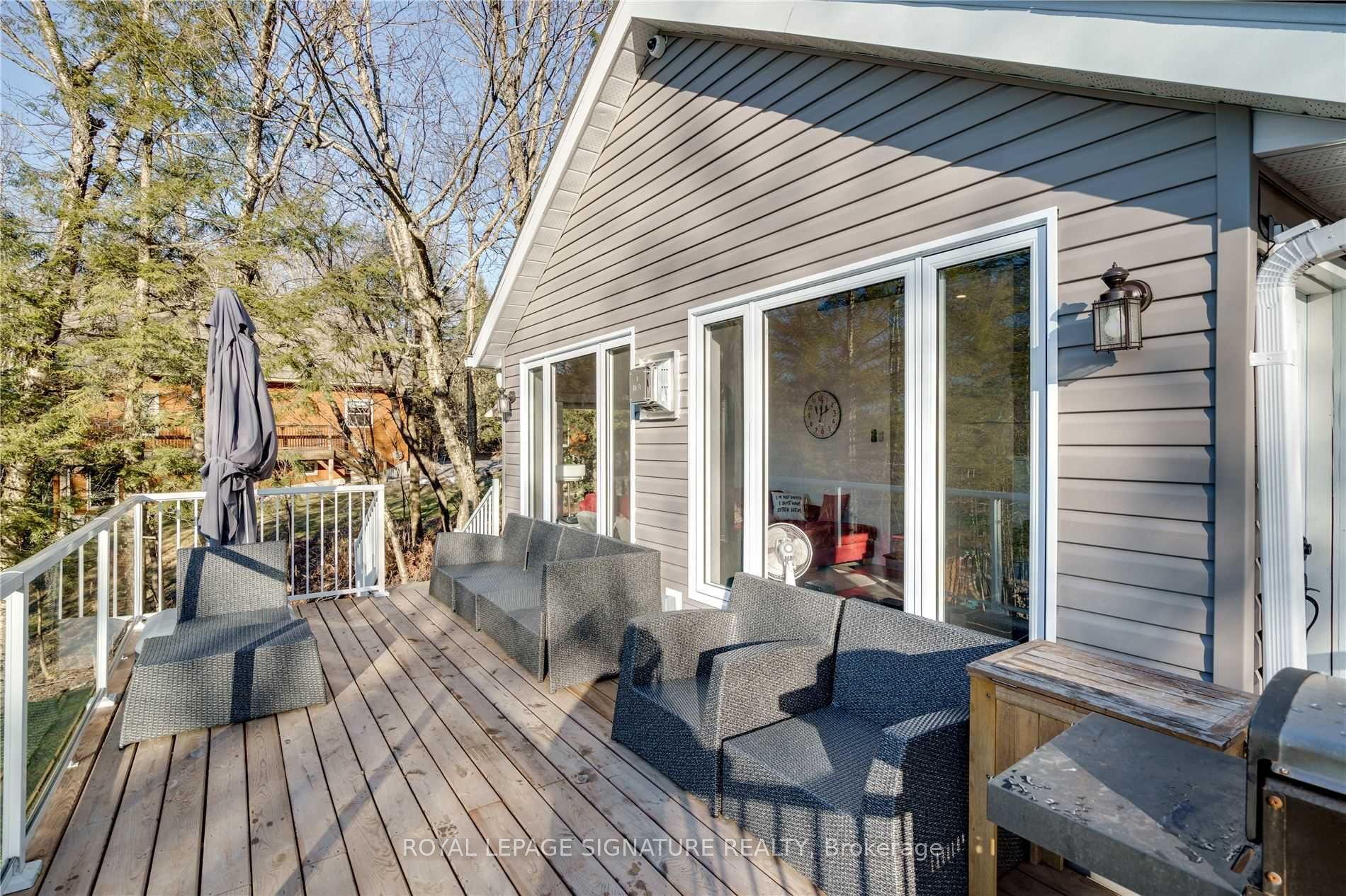 1051 Norley Dr Property Photo 3
