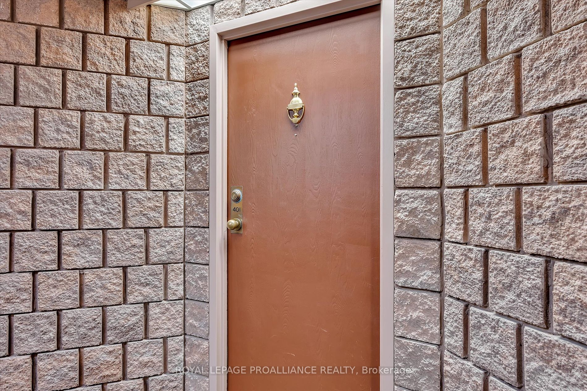 885 Clonsilla Ave 1 Property Photo 3