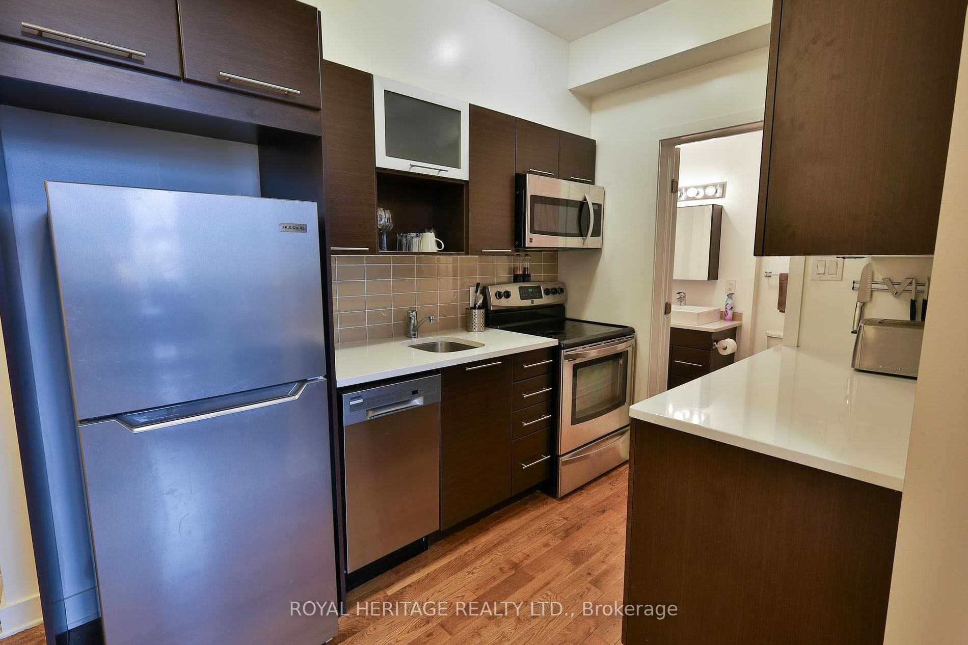 360 Cumberland St 306 Property Photo 5