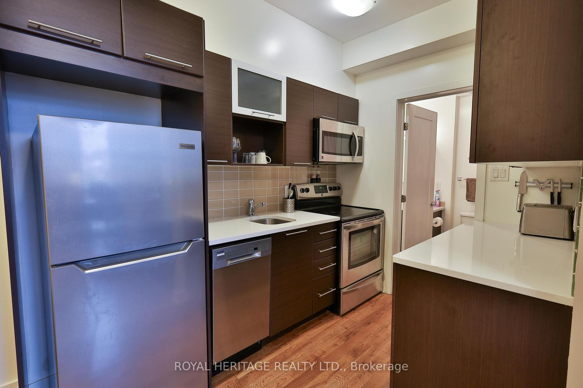360 Cumberland St 306 Property Photo 7