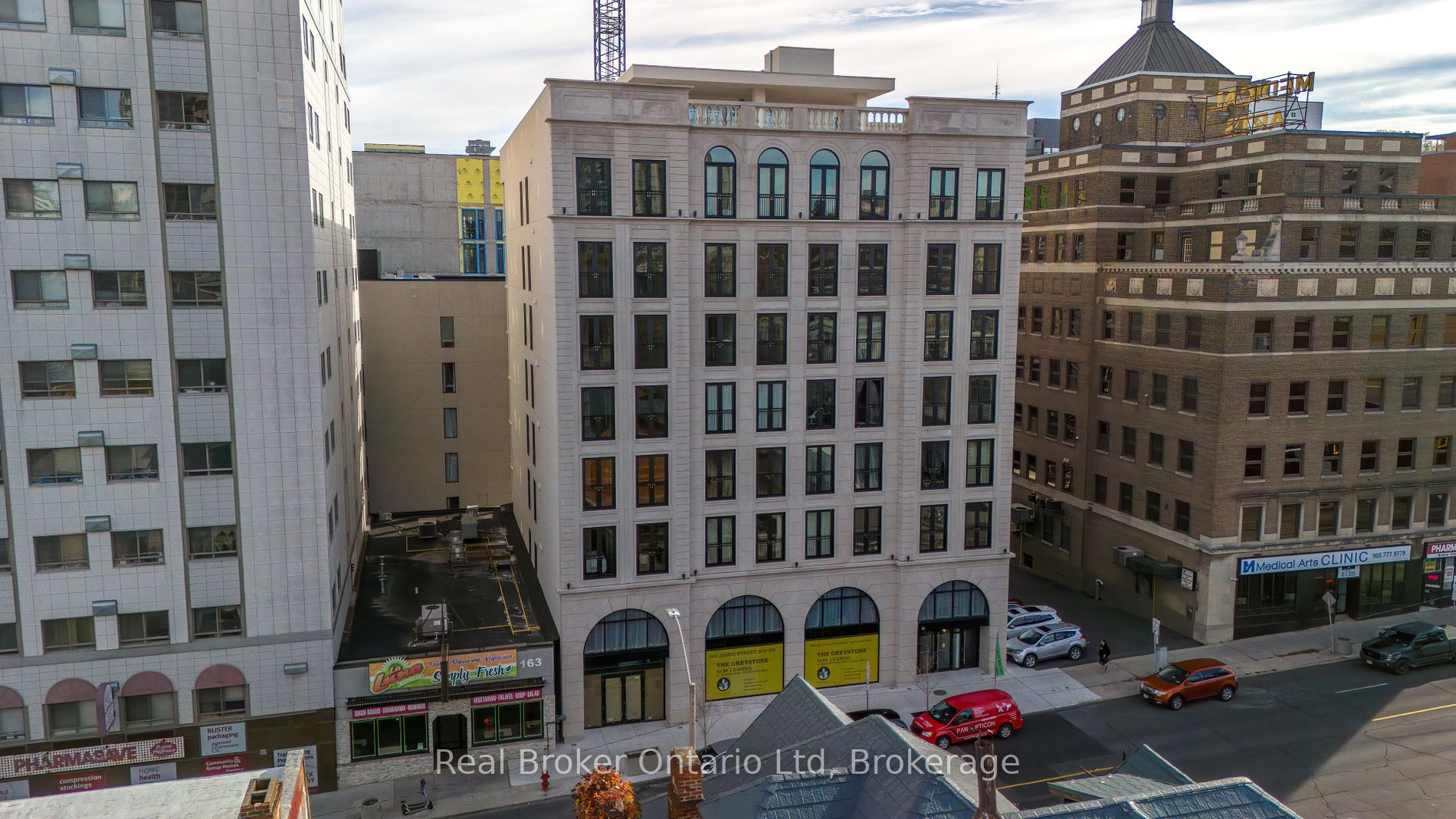 169 James St S Property Photo 16
