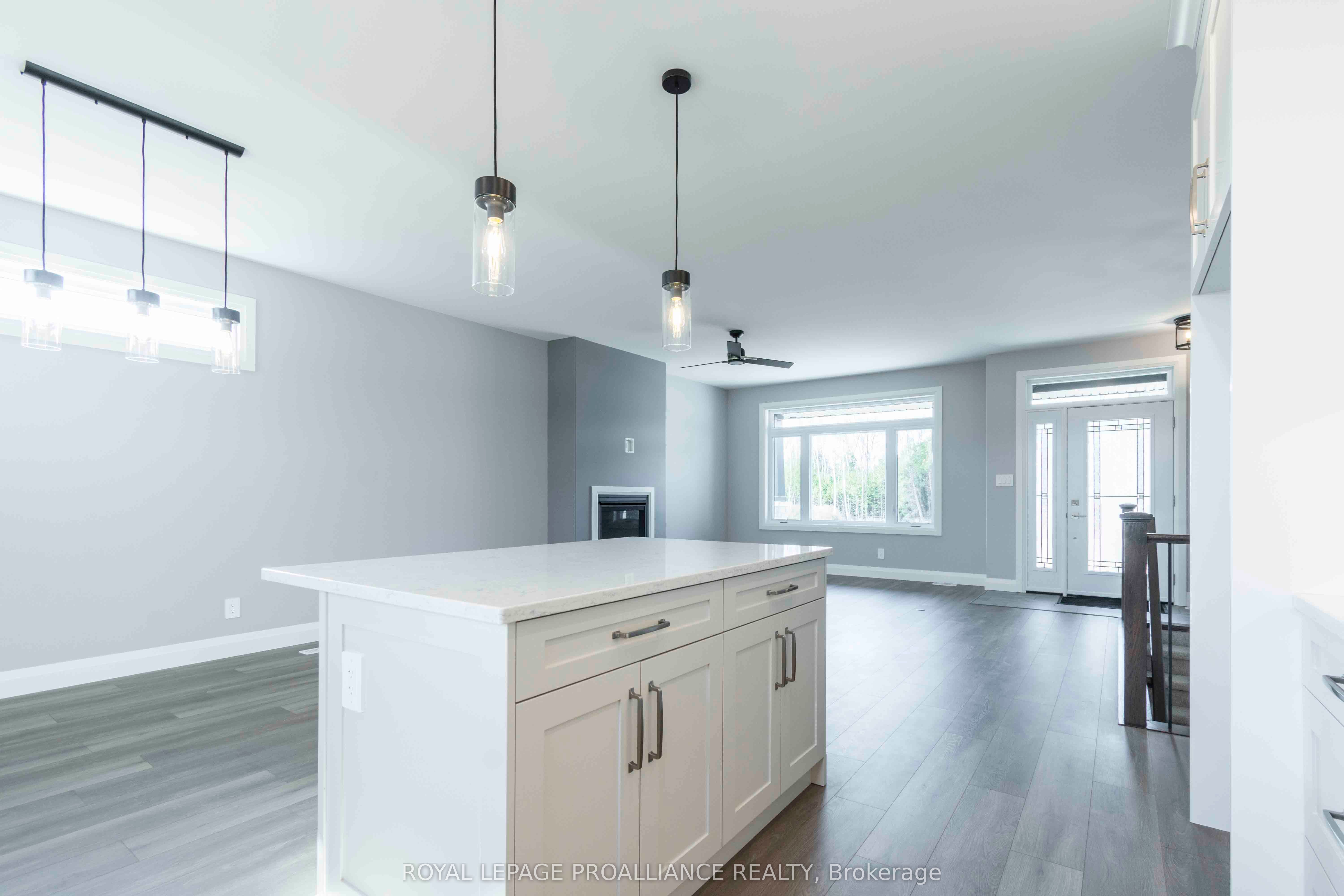 31 Mackenzie John Crescent Property Photo 11
