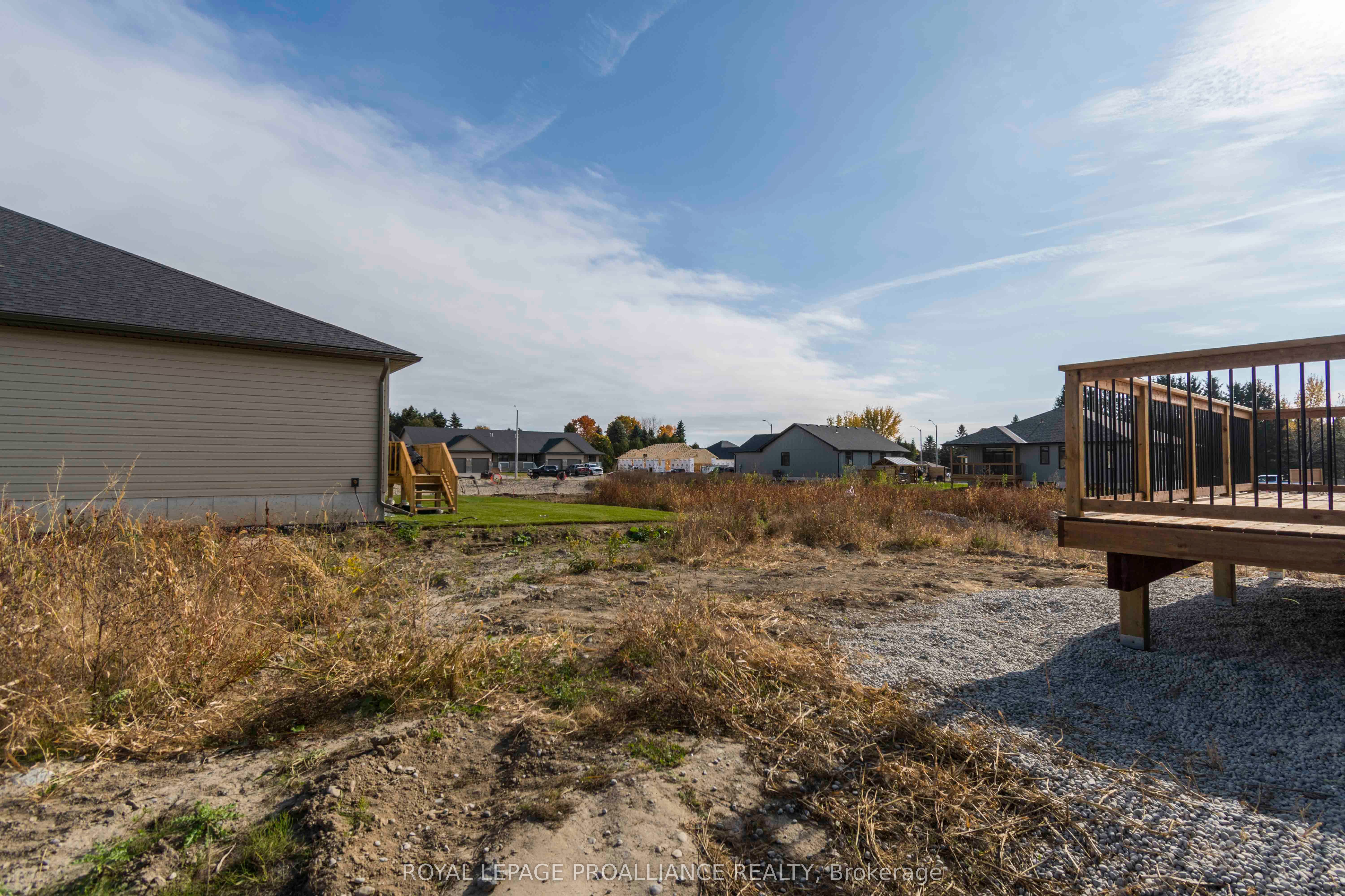 31 Mackenzie John Crescent Property Photo 24