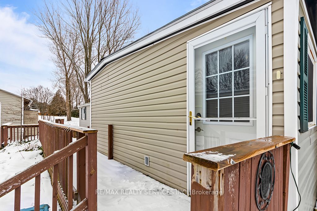 56 Sussex Sq Property Photo 11