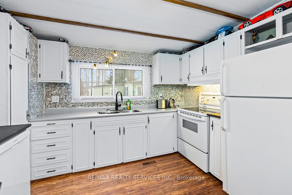 56 Sussex Sq Property Photo 20