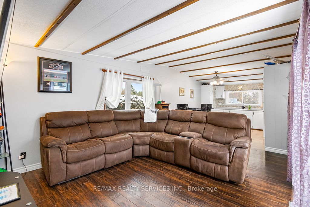 56 Sussex Sq Property Photo 23