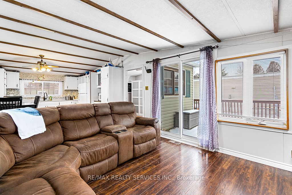 56 Sussex Sq Property Photo 24