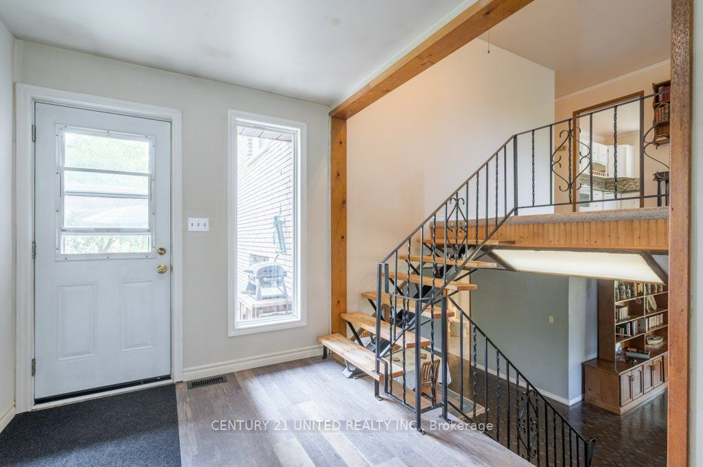 8 Ella Pl Property Photo 9