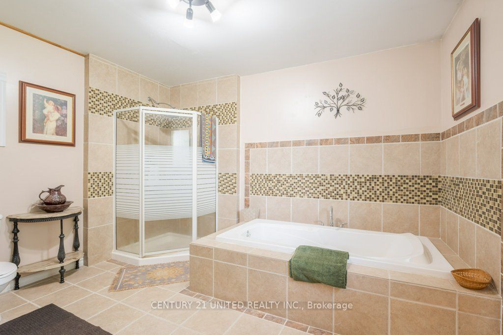 8 Ella Pl Property Photo 22