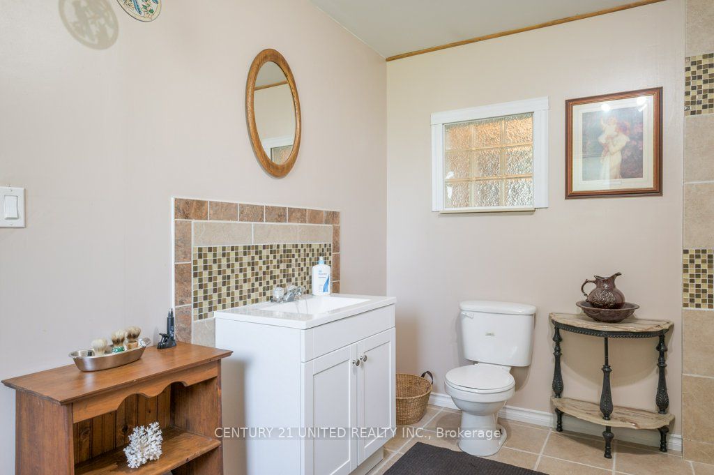 8 Ella Pl Property Photo 23