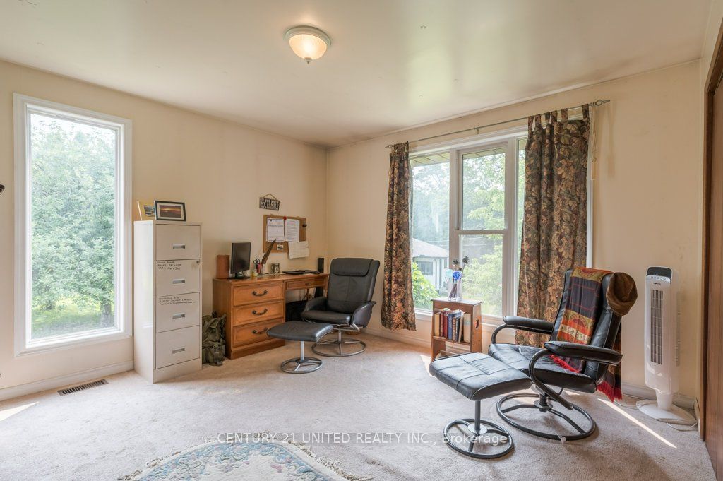 8 Ella Pl Property Photo 24
