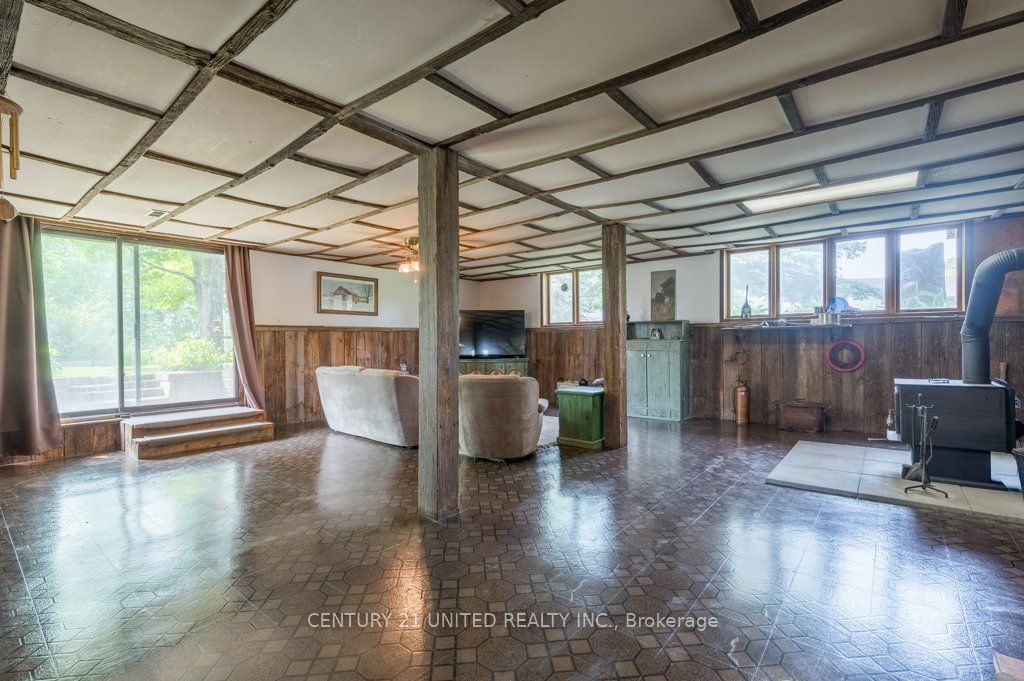 8 Ella Pl Property Photo 27