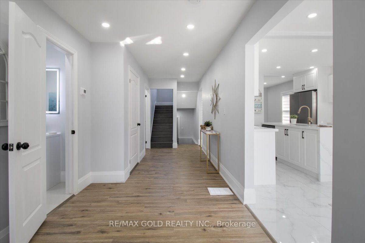 3 Wardrope Ave Property Photo 10