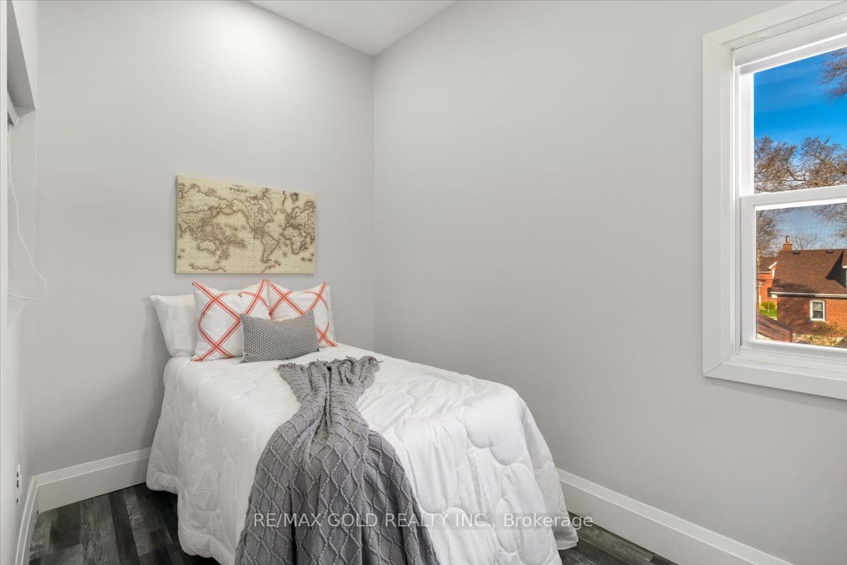 3 Wardrope Ave Property Photo 27