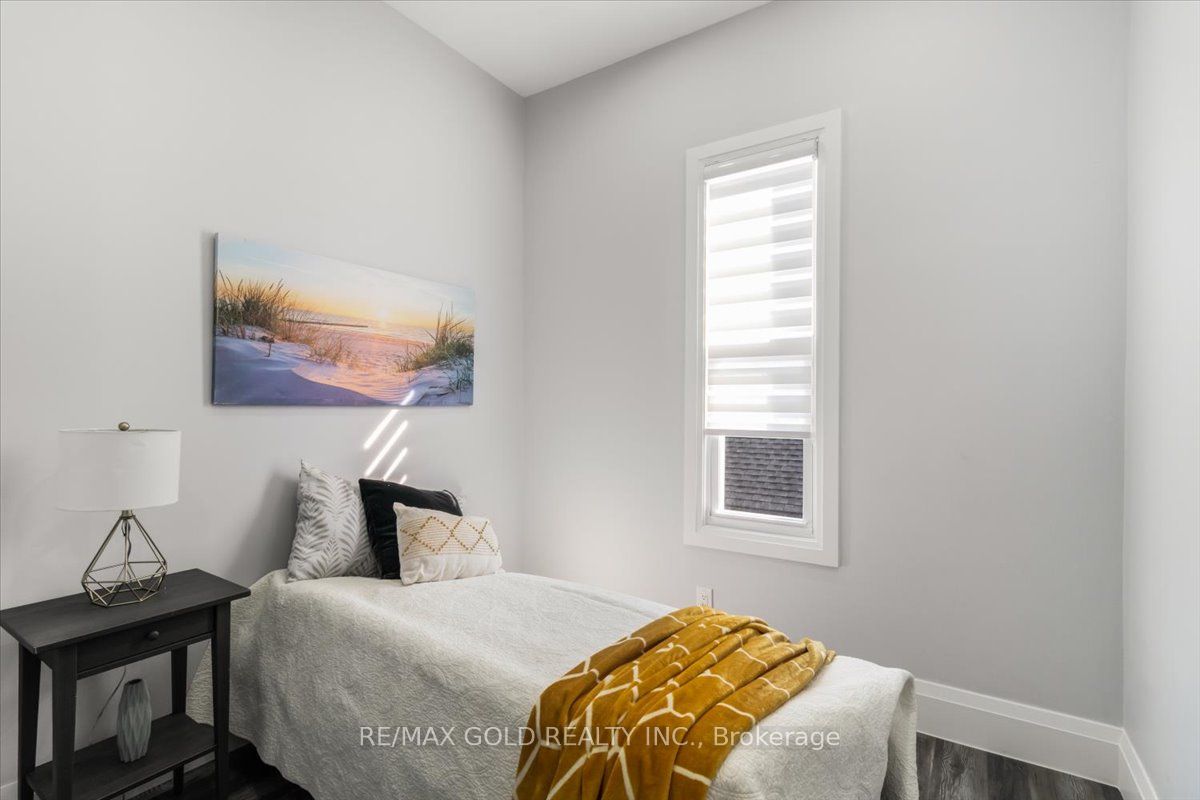 3 Wardrope Ave Property Photo 28