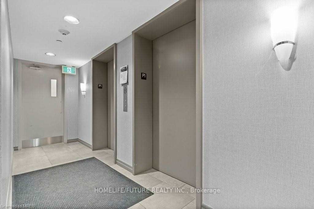121 Queen St 8 Property Photo 6