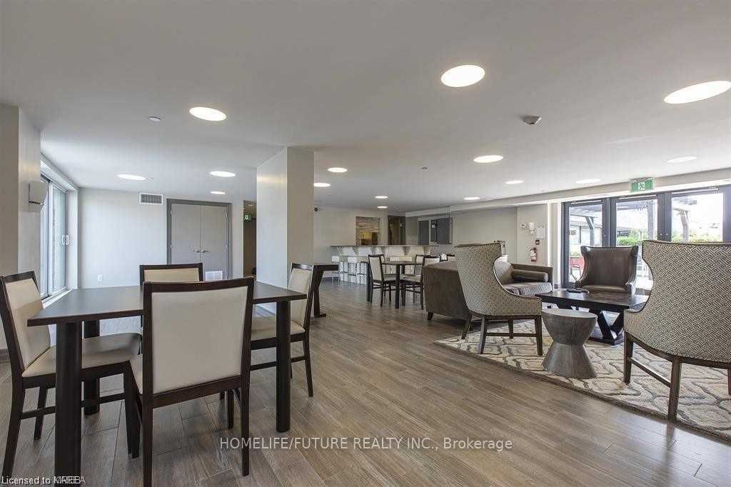 121 Queen St 8 Property Photo 8