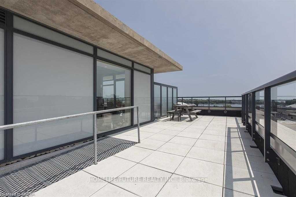 121 Queen St 8 Property Photo 18