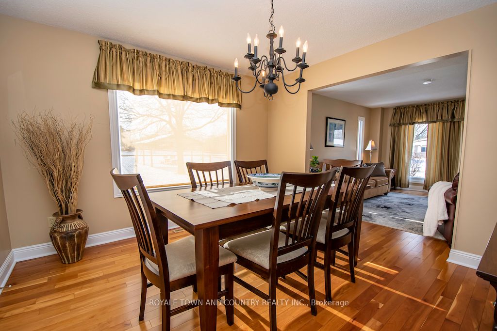 135 Sanderling Cres N Property Photo 10