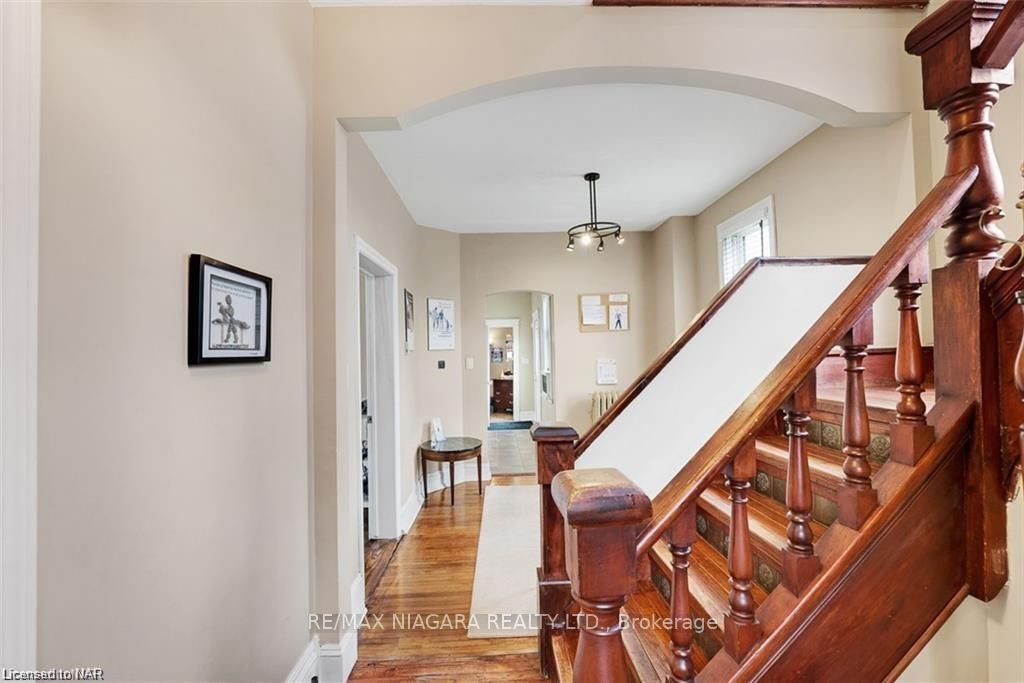20 Regent St Property Photo 9