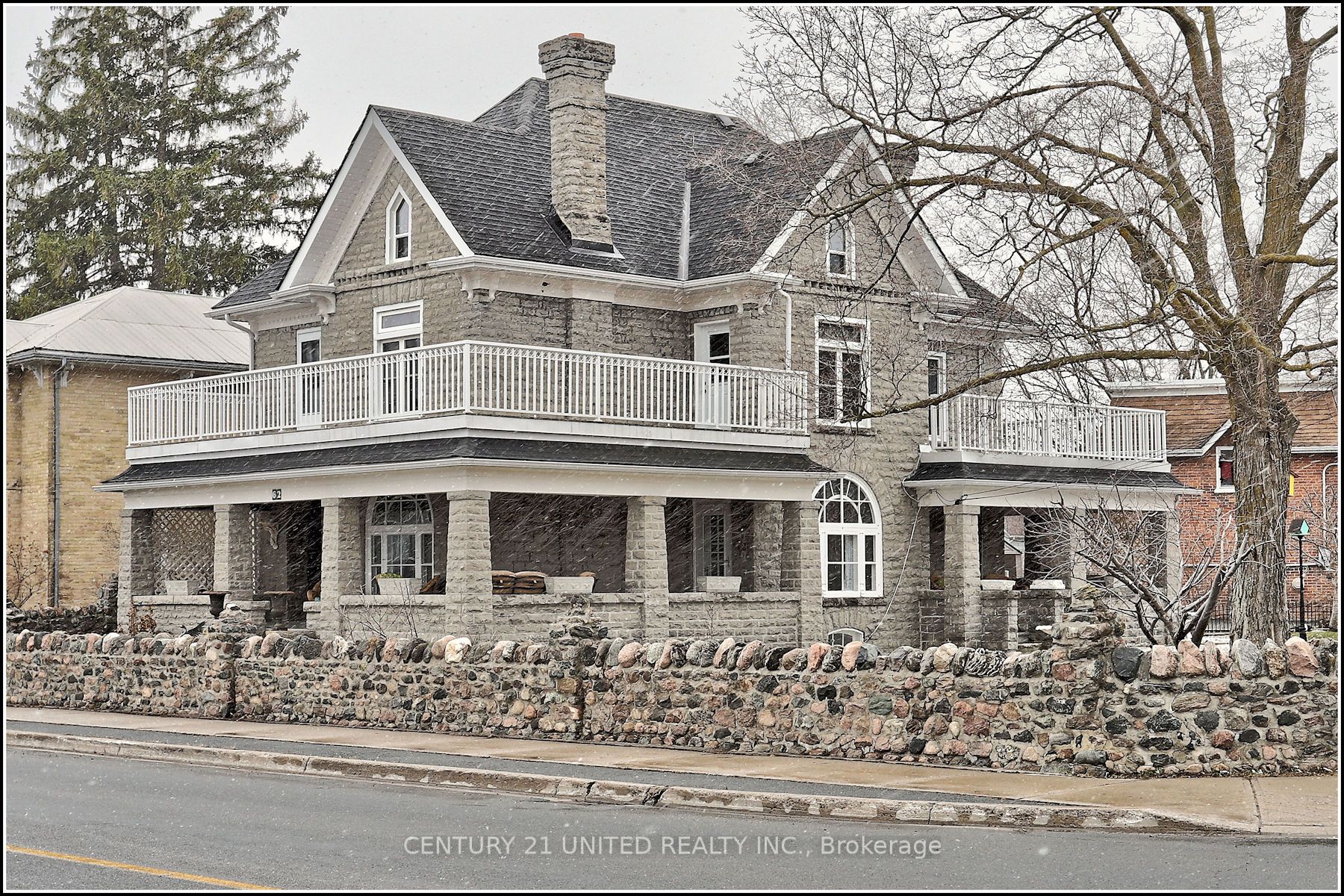 62 Queen St Property Photo