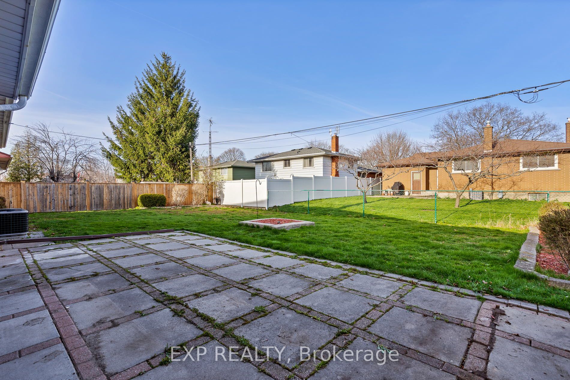 402 Grantham Ave Property Photo 34