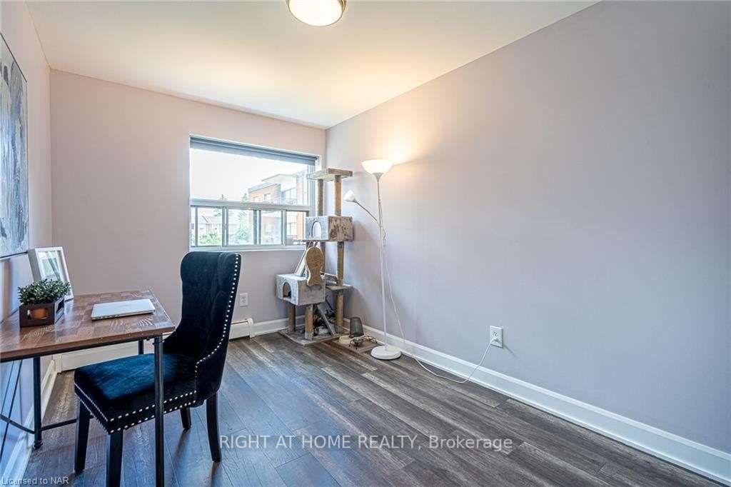 242 Oakdale Ave 09 Property Photo 18
