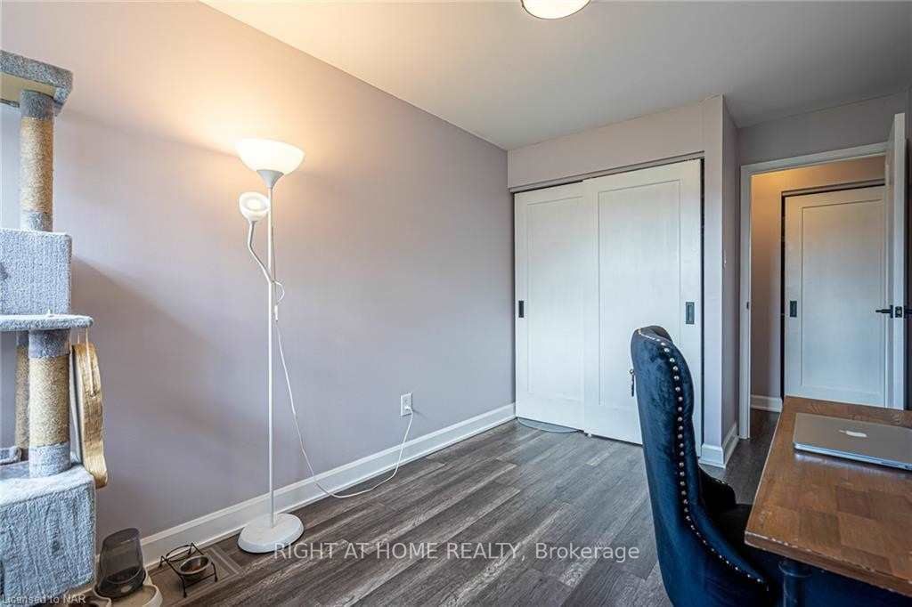 242 Oakdale Ave 09 Property Photo 19