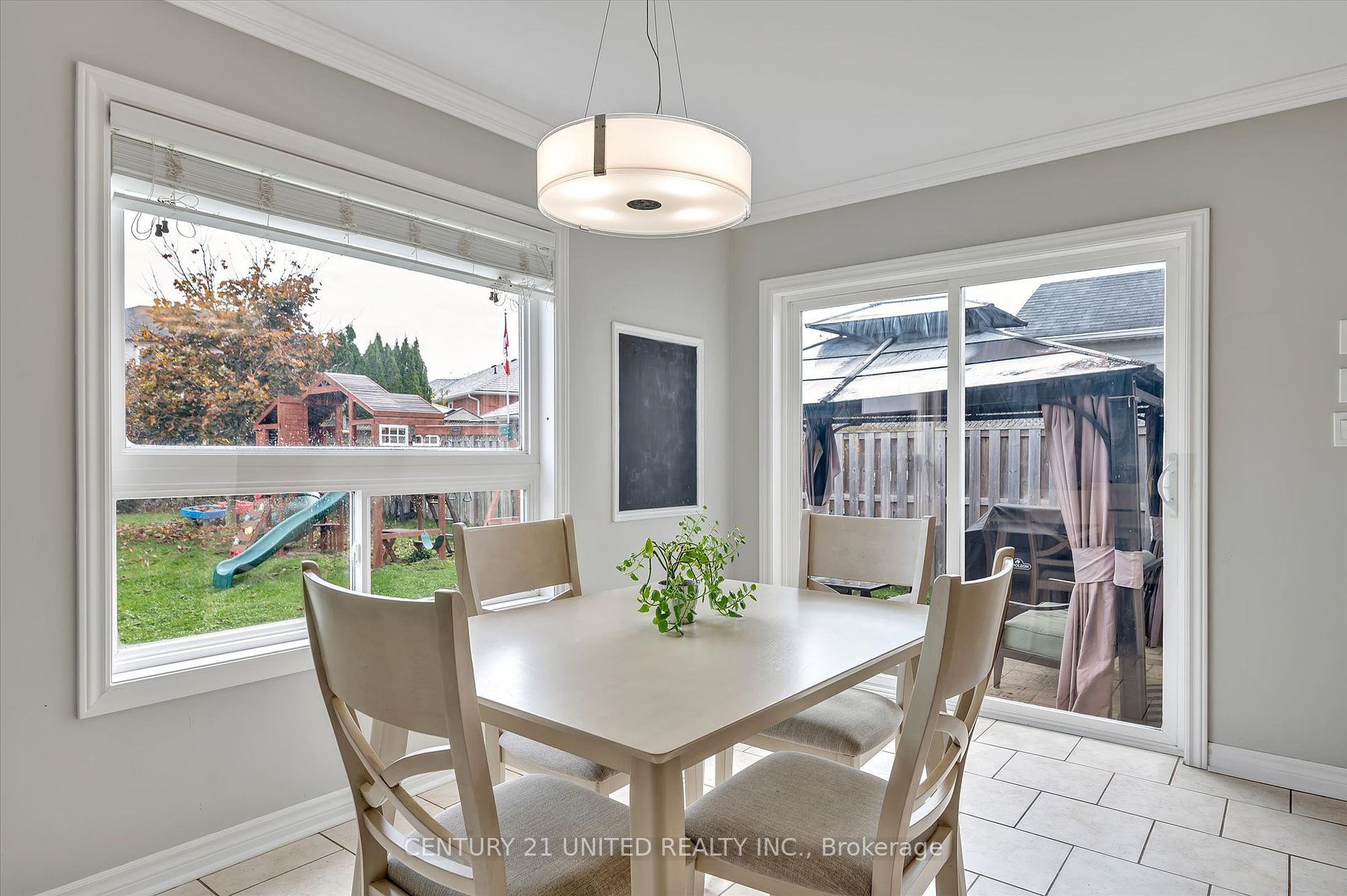 620 Tully Cres Property Photo 15