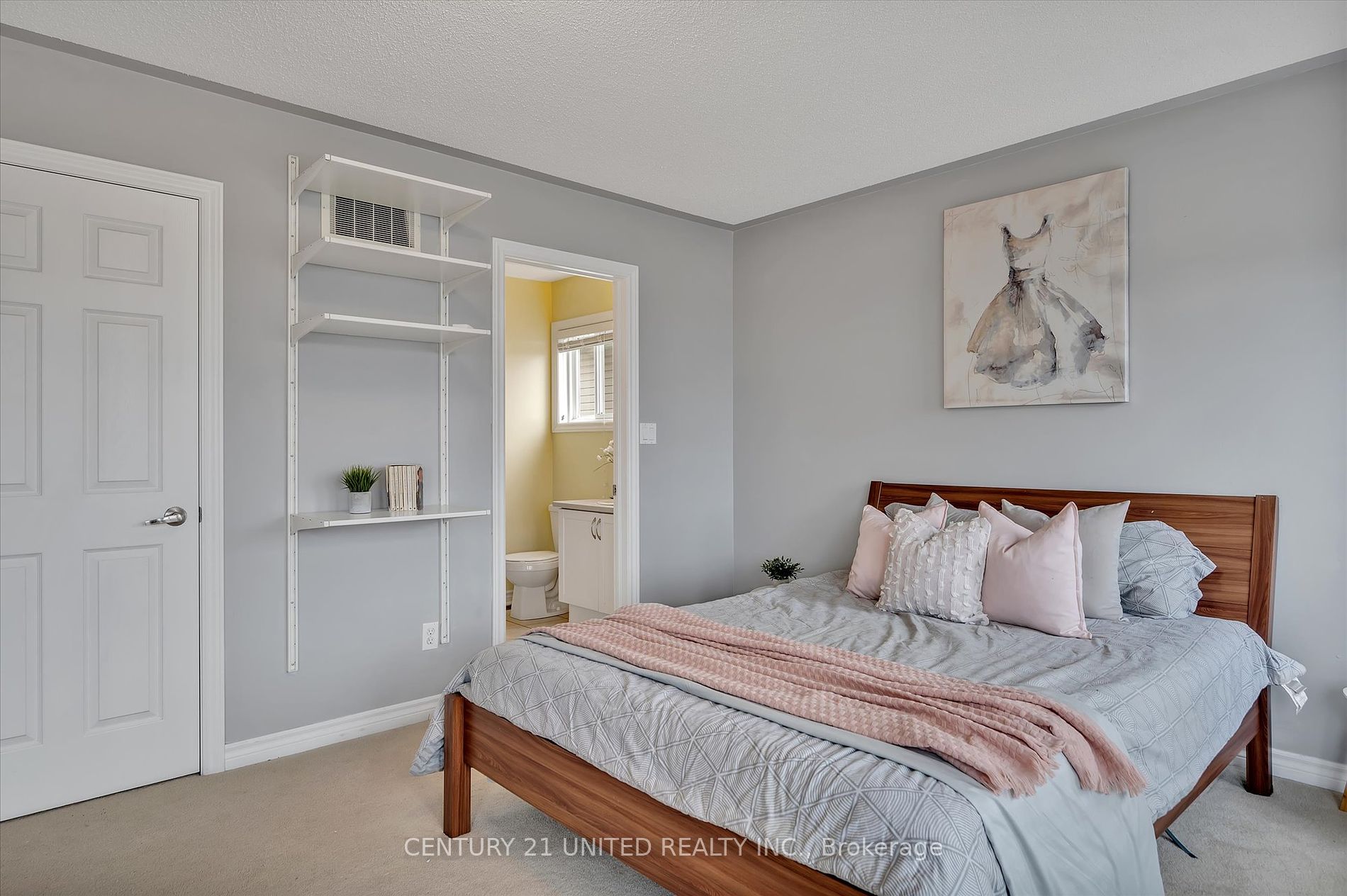 620 Tully Cres Property Photo 25