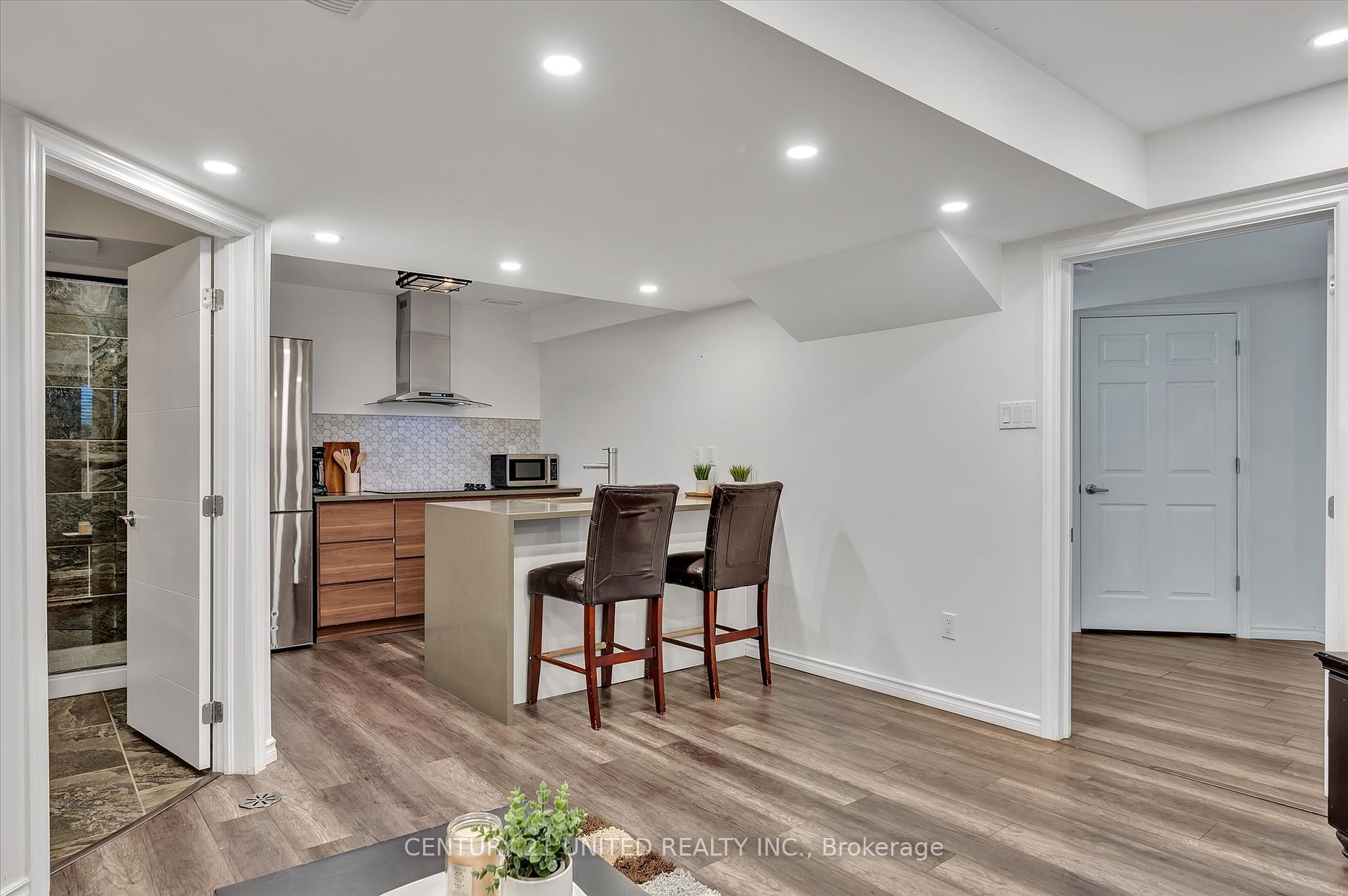620 Tully Cres Property Photo 31