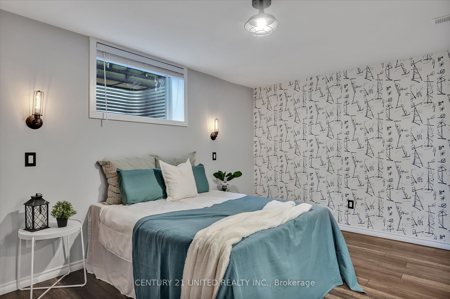 620 Tully Cres Property Photo 35