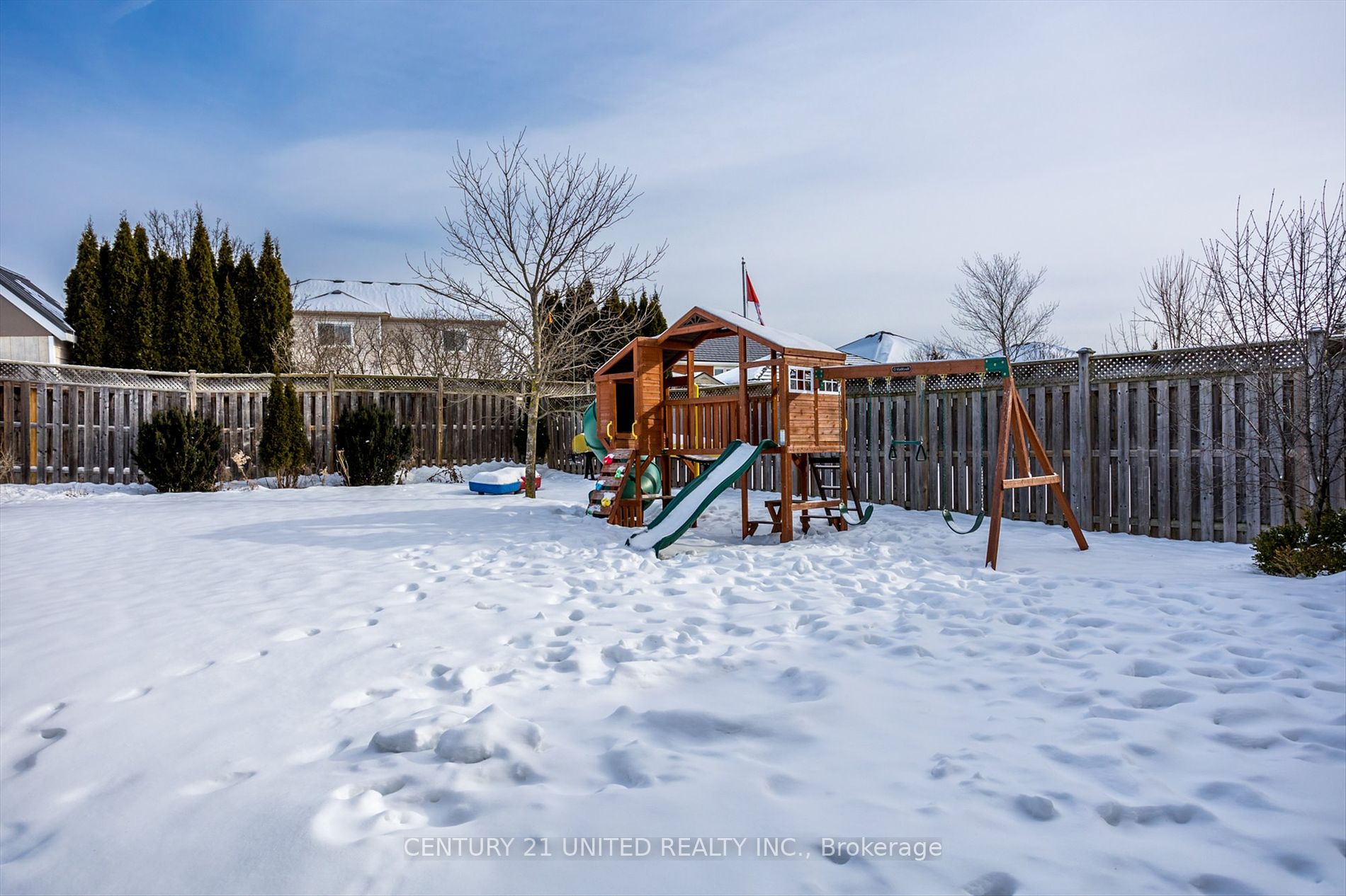 620 Tully Cres Property Photo 39