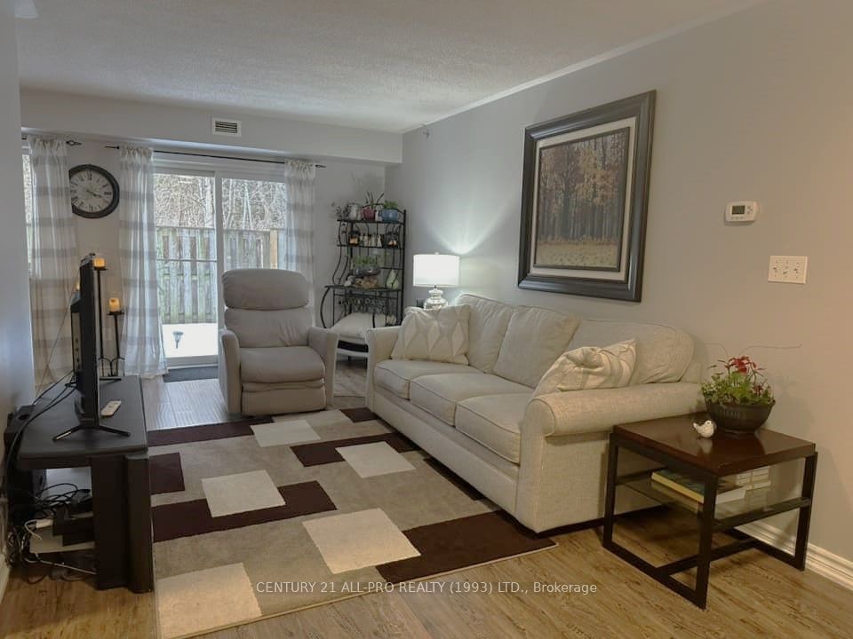 841 Battell St 9 Property Photo 2