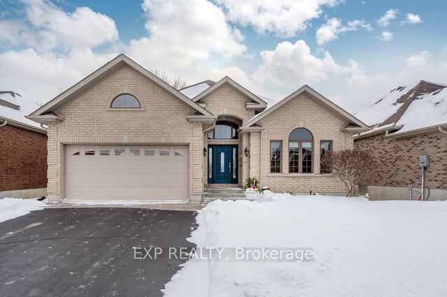 37 Mcdougall Dr