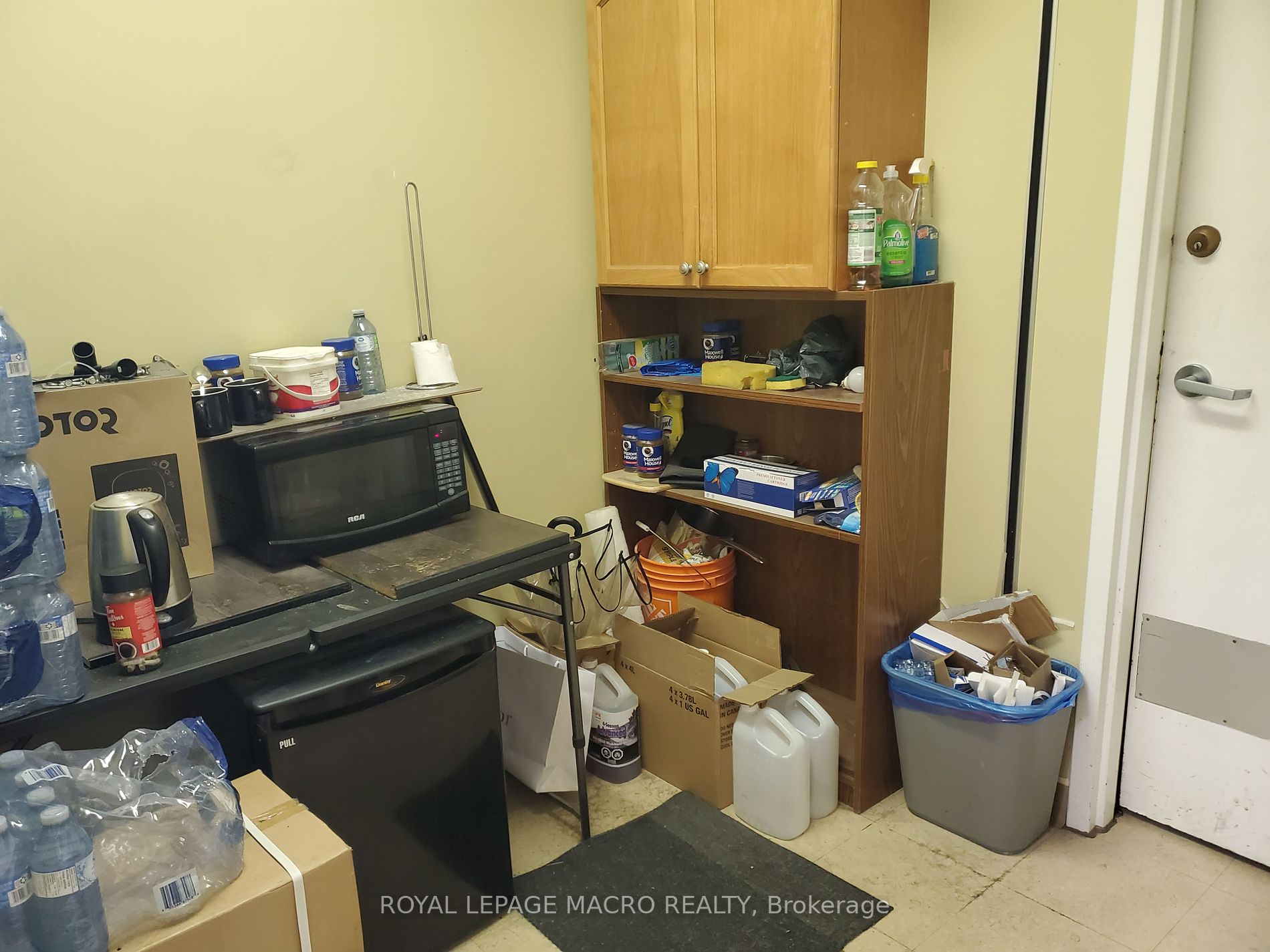 350 Kenilworth Ave N Property Photo 8