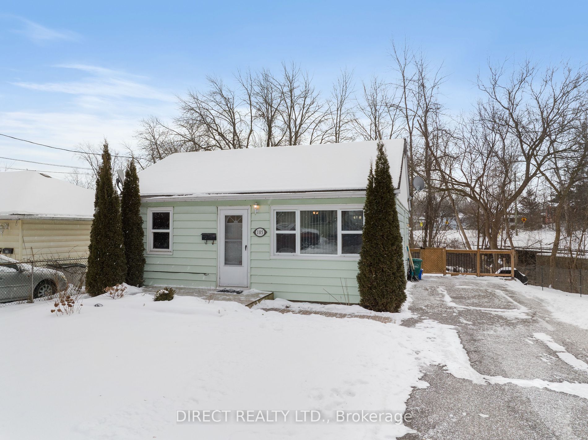 105 Wall St Property Photo 1