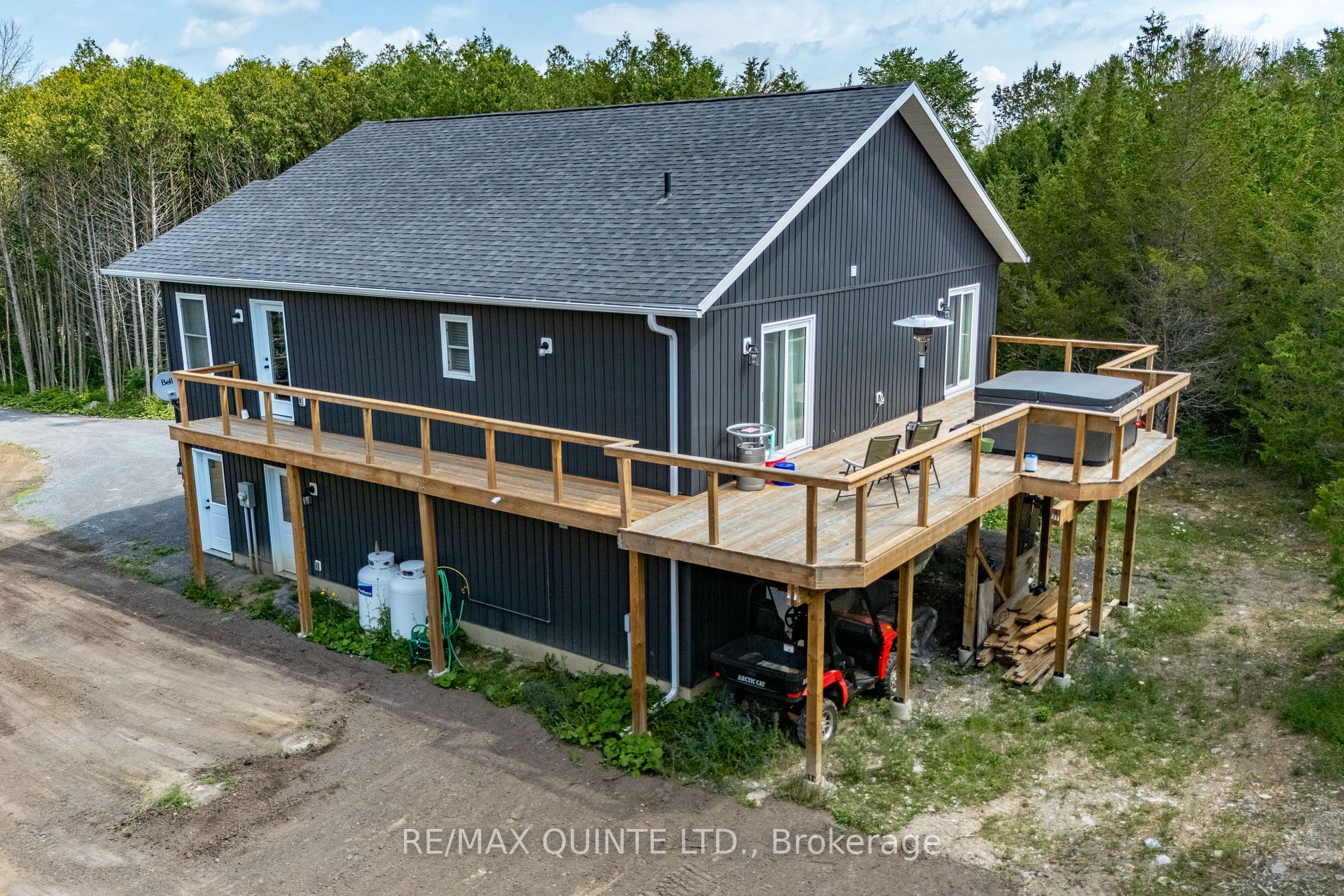 652 Shannon Rd Property Photo 16