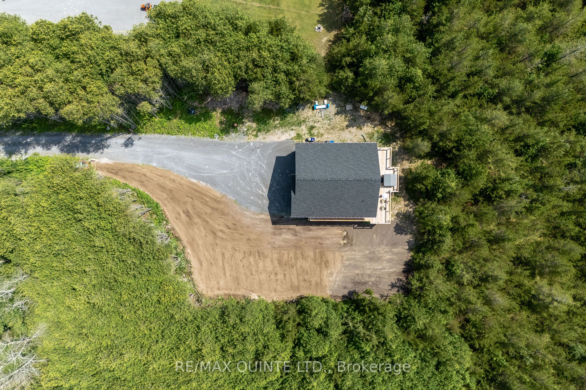 652 Shannon Rd Property Photo 24